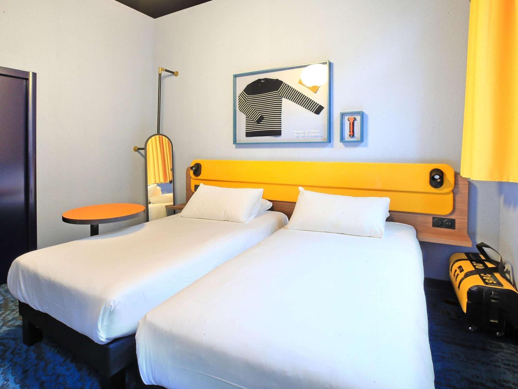 Ibis Styles Saint Malo Centre Historique Hotel Exterior photo